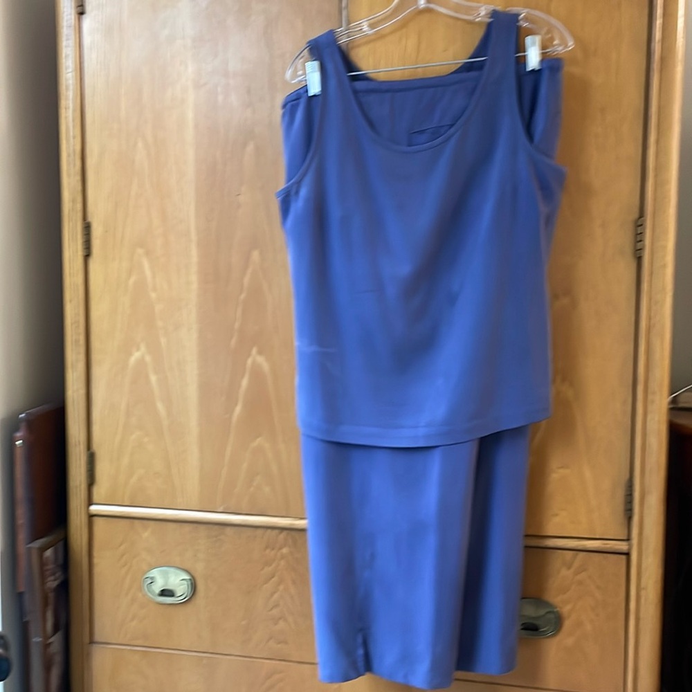 Tommy Bahama Women’s Pant & Top Set.